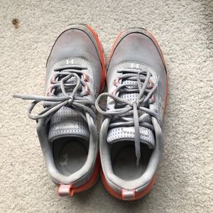Under Armour Women’s 8-1/2 Shoes